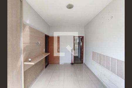 Sala de casa para alugar com 3 quartos, 150m² em Jardim Patricia, Uberlândia