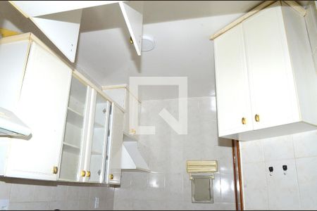 Cozinha de apartamento à venda com 3 quartos, 70m² em Goiânia, Belo Horizonte