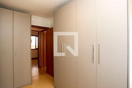 Quarto 2 de apartamento para alugar com 3 quartos, 112m² em Petrópolis, Porto Alegre