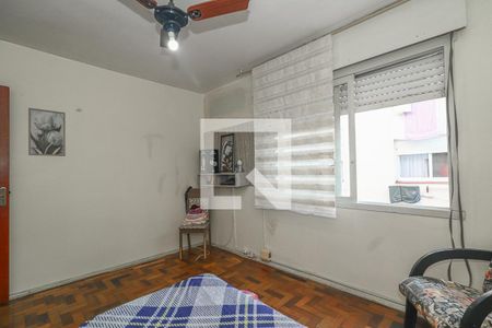 Quarto de apartamento para alugar com 2 quartos, 55m² em Humaitá, Porto Alegre