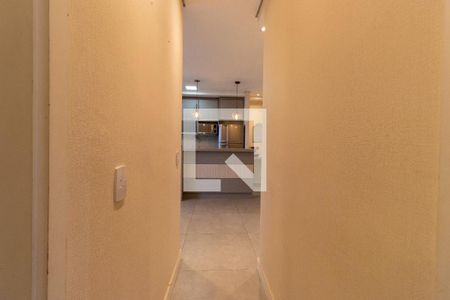 Corredor de apartamento para alugar com 2 quartos, 57m² em Granja Viana, Cotia