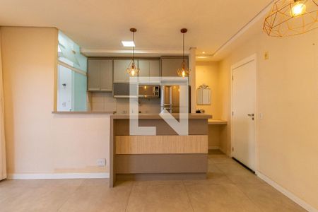 Sala de apartamento para alugar com 2 quartos, 57m² em Granja Viana, Cotia
