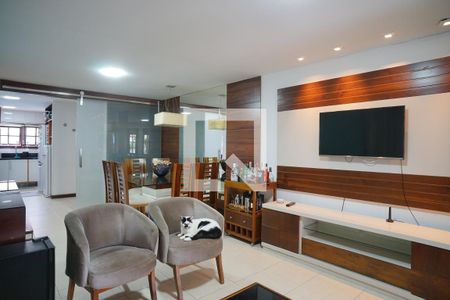 Casa de Condomínio para alugar com 3 quartos, 224m² em Caxito Pequeno, Maricá