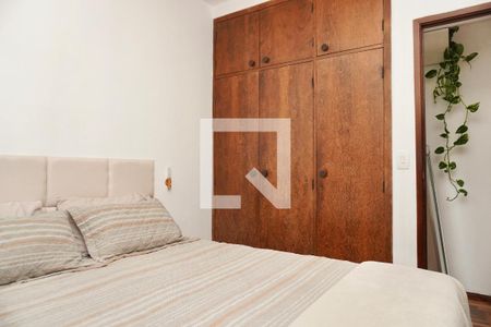 Quarto 1 de apartamento para alugar com 2 quartos, 79m² em Lagoinha, Belo Horizonte