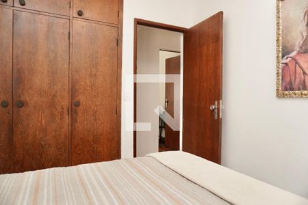Quarto 1 de apartamento para alugar com 2 quartos, 79m² em Lagoinha, Belo Horizonte