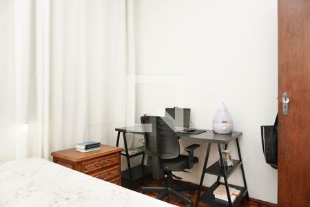 Quarto 2 de apartamento para alugar com 2 quartos, 79m² em Lagoinha, Belo Horizonte