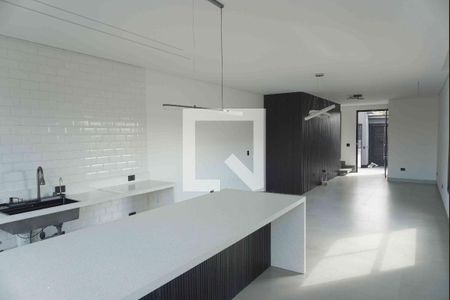 Cozinha de casa de condomínio à venda com 3 quartos, 220m² em Alphaville, Santana de Parnaíba