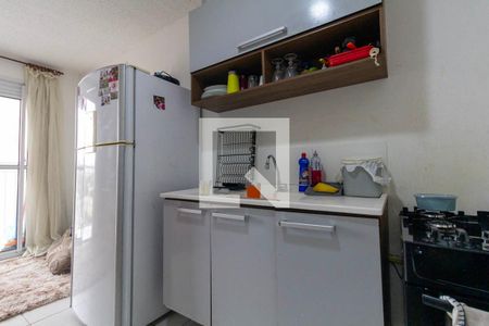 Sala, Cozinha e Área de Serviço de apartamento para alugar com 1 quarto, 27m² em Guaiauna, São Paulo