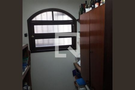 Quarto de casa à venda com 5 quartos, 411m² em City Bussocaba, Osasco