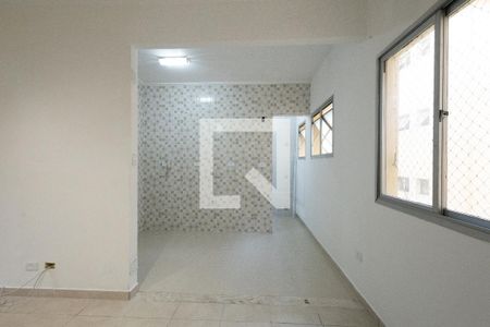 Cozinha de apartamento para alugar com 2 quartos, 56m² em Jardim California, Jacareí
