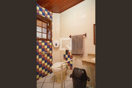 Banheiro do Quarto 1 de casa para alugar com 4 quartos, 205m² em São José de Imbassai, Maricá