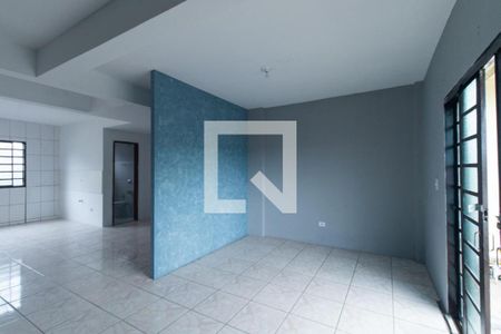 Sala/Quarto de apartamento para alugar com 1 quarto, 50m² em Pinheirinho, Curitiba