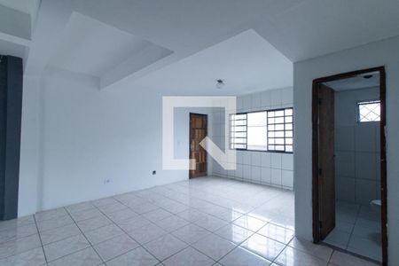 Cozinha e Área de Serviço de apartamento para alugar com 1 quarto, 50m² em Pinheirinho, Curitiba
