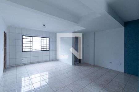 Cozinha e Área de Serviço de apartamento para alugar com 1 quarto, 50m² em Pinheirinho, Curitiba