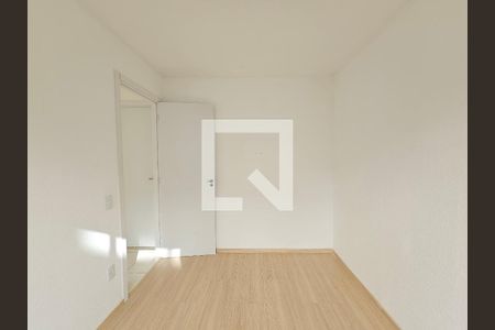 Quarto 1 de apartamento para alugar com 2 quartos, 42m² em Jardim Alvorada, Nova Iguaçu