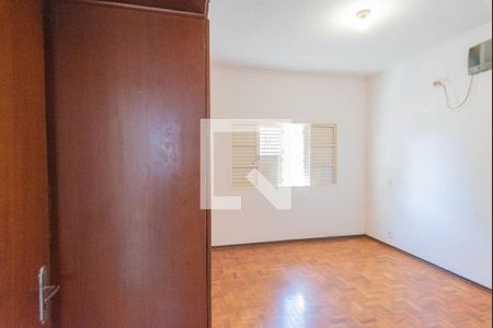 Quarto 1 de casa para alugar com 2 quartos, 130m² em Jardim Chapadão, Campinas