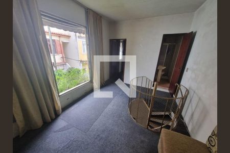 Casa à venda com 2 quartos, 100m² em Penha Circular, Rio de Janeiro
