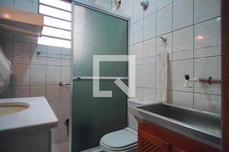 Banheiro Corredor de apartamento para alugar com 2 quartos, 54m² em Cristo Redentor, Porto Alegre