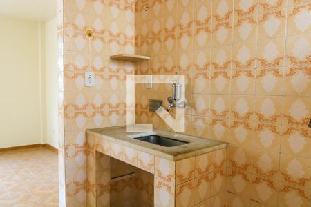 Cozinha de apartamento para alugar com 2 quartos, 45m² em Tomás Coelho, Rio de Janeiro