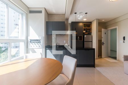 Sala de kitnet/studio para alugar com 1 quarto, 44m² em Vila Mogilar, Mogi das Cruzes