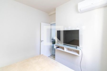 Quarto 1 de apartamento para alugar com 2 quartos, 44m² em Cosmos, Rio de Janeiro
