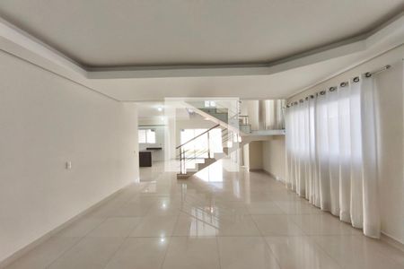 Casa para alugar com 3 quartos, 268m² em Swiss Park, Campinas