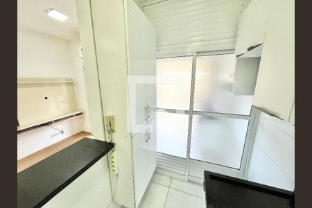 Sala/Cozinha de apartamento à venda com 2 quartos, 56m² em Vila Santa Maria, São Paulo
