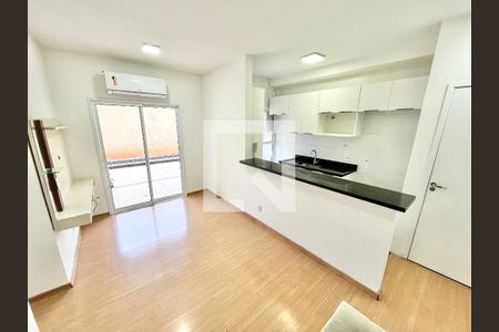 Sala/Cozinha de apartamento à venda com 2 quartos, 56m² em Vila Santa Maria, São Paulo