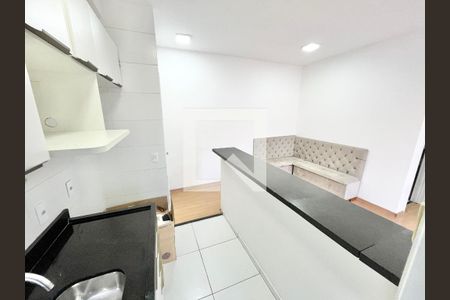 Sala/Cozinha de apartamento à venda com 2 quartos, 56m² em Vila Santa Maria, São Paulo