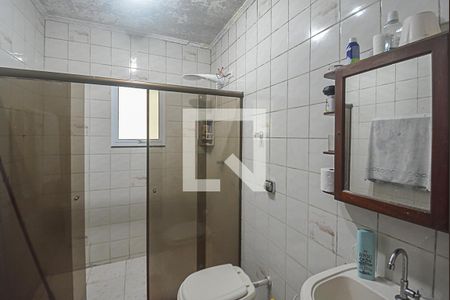 Banheiro da Suíte de casa à venda com 5 quartos, 300m² em Conjunto Residencial Enseada, São Bernardo do Campo