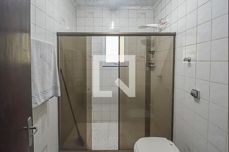 Banheiro da Suíte de casa à venda com 5 quartos, 300m² em Conjunto Residencial Enseada, São Bernardo do Campo