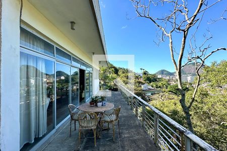 Casa à venda com 3 quartos, 1000m² em Jardim Botânico, Rio de Janeiro