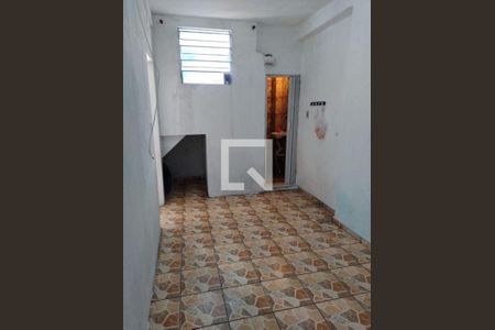 Casa à venda com 4 quartos, 200m² em Jardim Raposo Tavares, São Paulo
