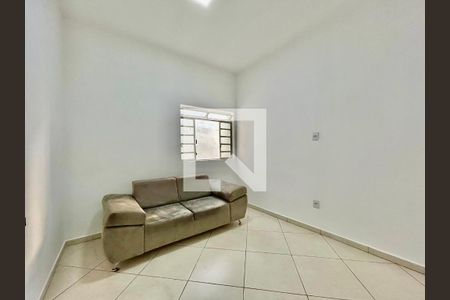 Casa à venda com 3 quartos, 360m² em Ipiranga, Belo Horizonte