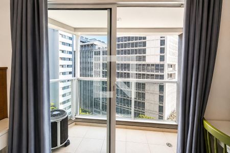 Varanda de kitnet/studio para alugar com 1 quarto, 20m² em Consolação, São Paulo