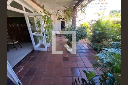 Varanda  de apartamento à venda com 2 quartos, 160m² em Laranjeiras, Rio de Janeiro