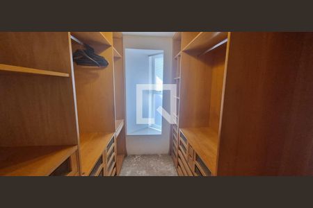 Casa à venda com 3 quartos, 718m² em Fazenda Morumbi, São Paulo