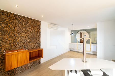 Sala de Jantar de casa de condomínio à venda com 3 quartos, 133m² em Vila Fachini, São Paulo