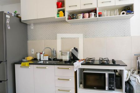 Cozinha de apartamento para alugar com 1 quarto, 40m² em Todos Os Santos, Rio de Janeiro