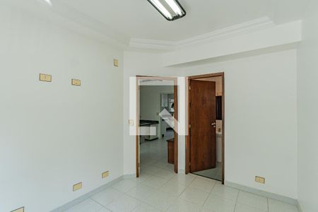 Sala de casa à venda com 4 quartos, 180m² em Vila Brasilina, São Paulo