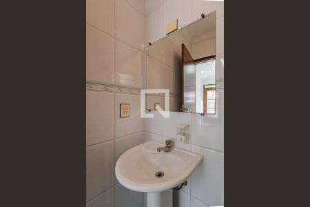 Lavabo de casa à venda com 4 quartos, 180m² em Vila Brasilina, São Paulo