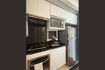 Sala/Cozinha de apartamento à venda com 1 quarto, 40m² em Vila Olímpia, São Paulo