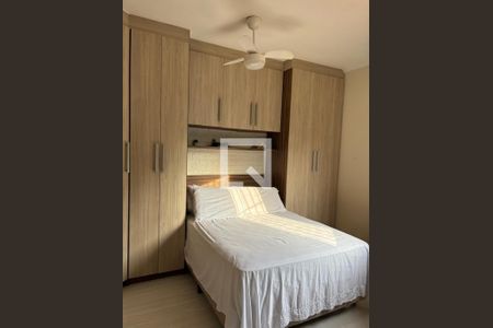 Quarto 1 de casa para alugar com 2 quartos, 56m² em Parque Cisper, São Paulo