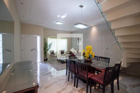 Sala  de casa de condomínio para alugar com 4 quartos, 235m² em Jardim Vera Cruz, Sorocaba