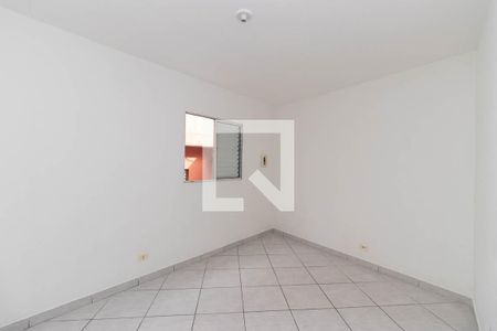 Quarto 1 de casa para alugar com 2 quartos, 90m² em Vila Sabrina, São Paulo