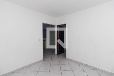 Quarto 2 de casa para alugar com 2 quartos, 90m² em Vila Sabrina, São Paulo