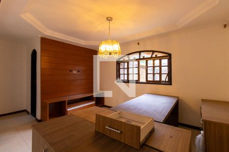 Sala 2 de casa para alugar com 5 quartos, 450m² em Jardim Barbacena, Cotia