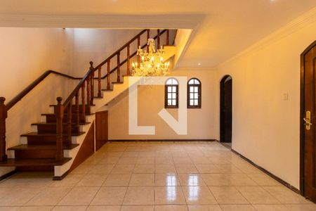 Sala de casa para alugar com 5 quartos, 450m² em Jardim Barbacena, Cotia