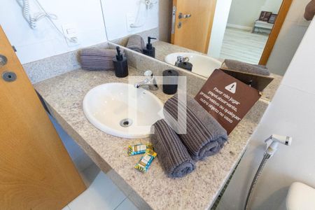 Banheiro de apartamento à venda com 1 quarto, 35m² em Campo Grande, Rio de Janeiro