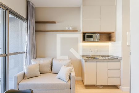Sala de kitnet/studio para alugar com 1 quarto, 25m² em Pinheiros, São Paulo